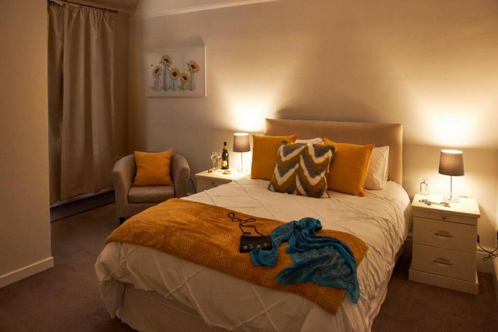 Comfy Big 7 Bedroom Townhouse Harrogate Eksteriør bilde