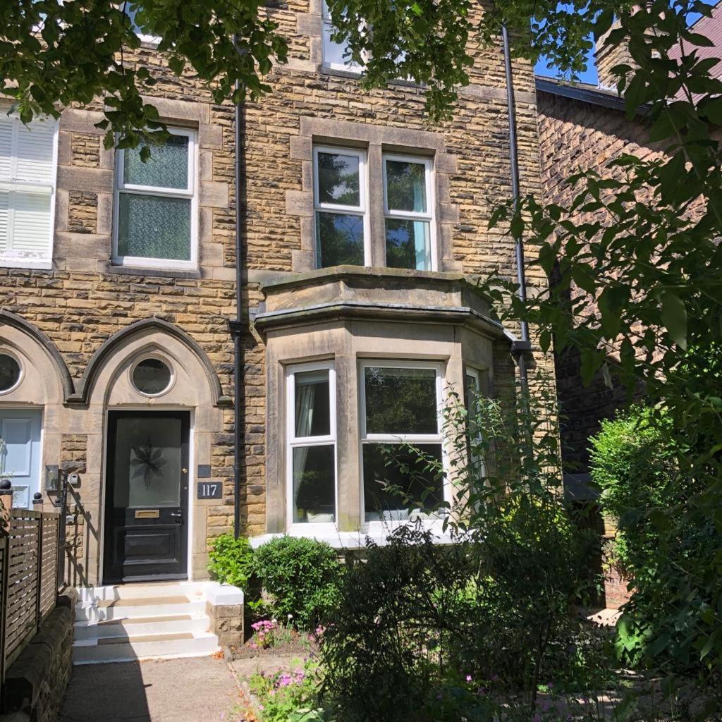 Comfy Big 7 Bedroom Townhouse Harrogate Eksteriør bilde